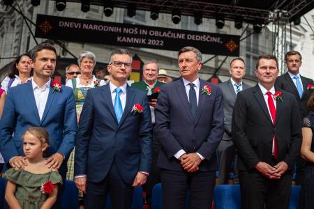 Izjemen obisk zaznamoval 50. Dneve narodnih noš in oblačilne dediščine v Kamniku (Blaž T. Muc)  (47)